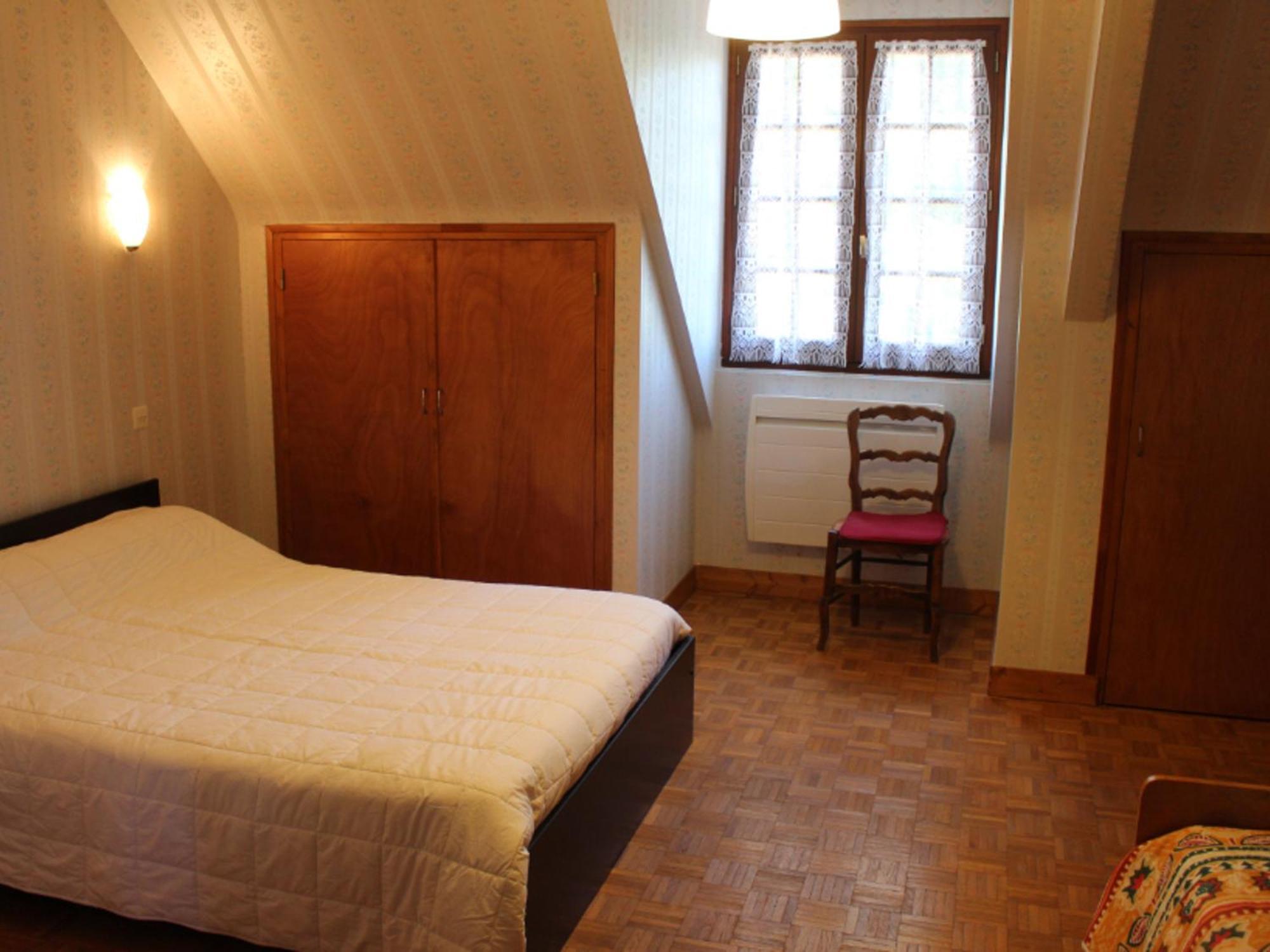 Gîte Conflans-sur-Anille, 6 pièces, 11 personnes - FR-1-410-182 Extérieur photo