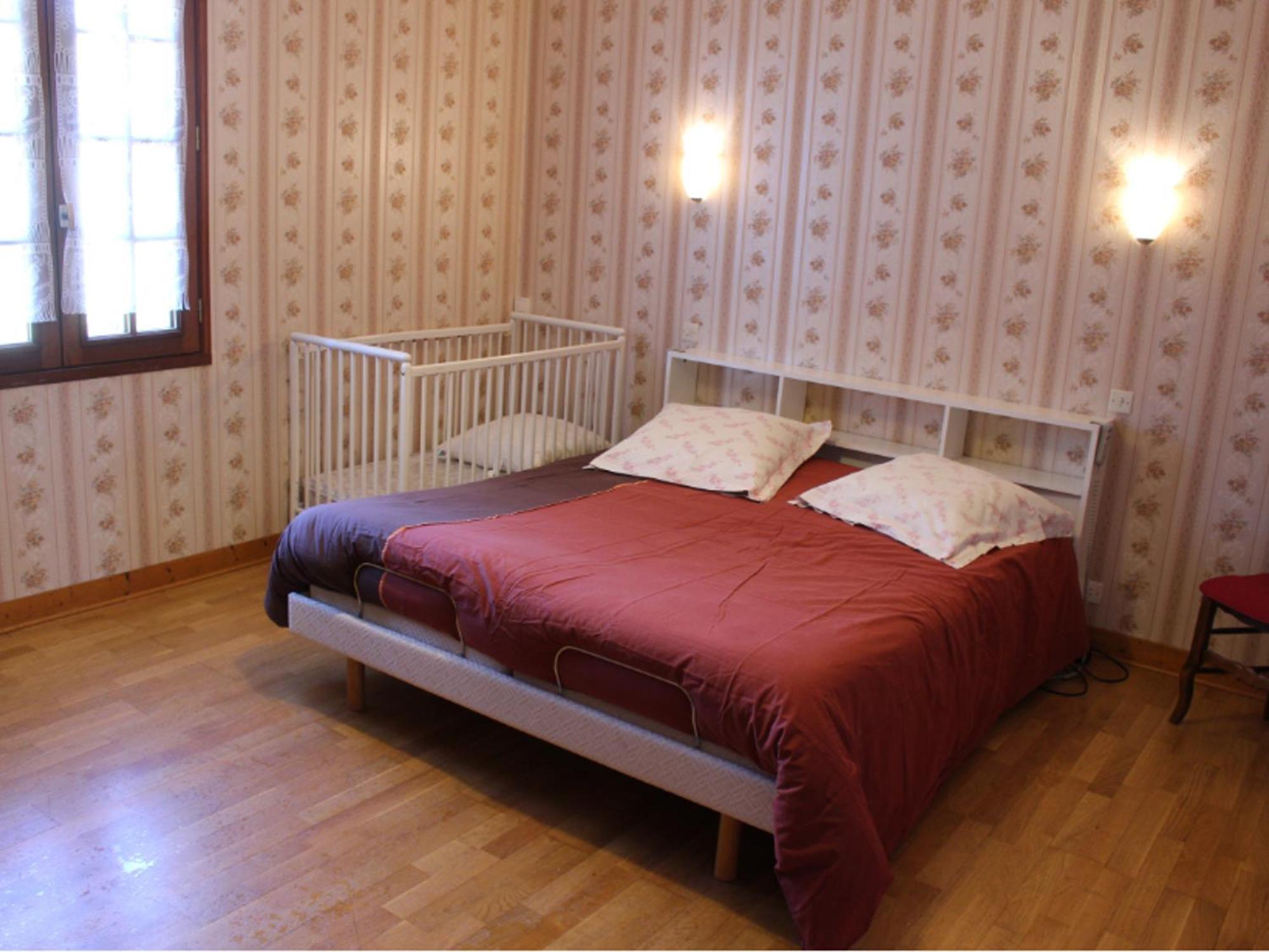 Gîte Conflans-sur-Anille, 6 pièces, 11 personnes - FR-1-410-182 Extérieur photo
